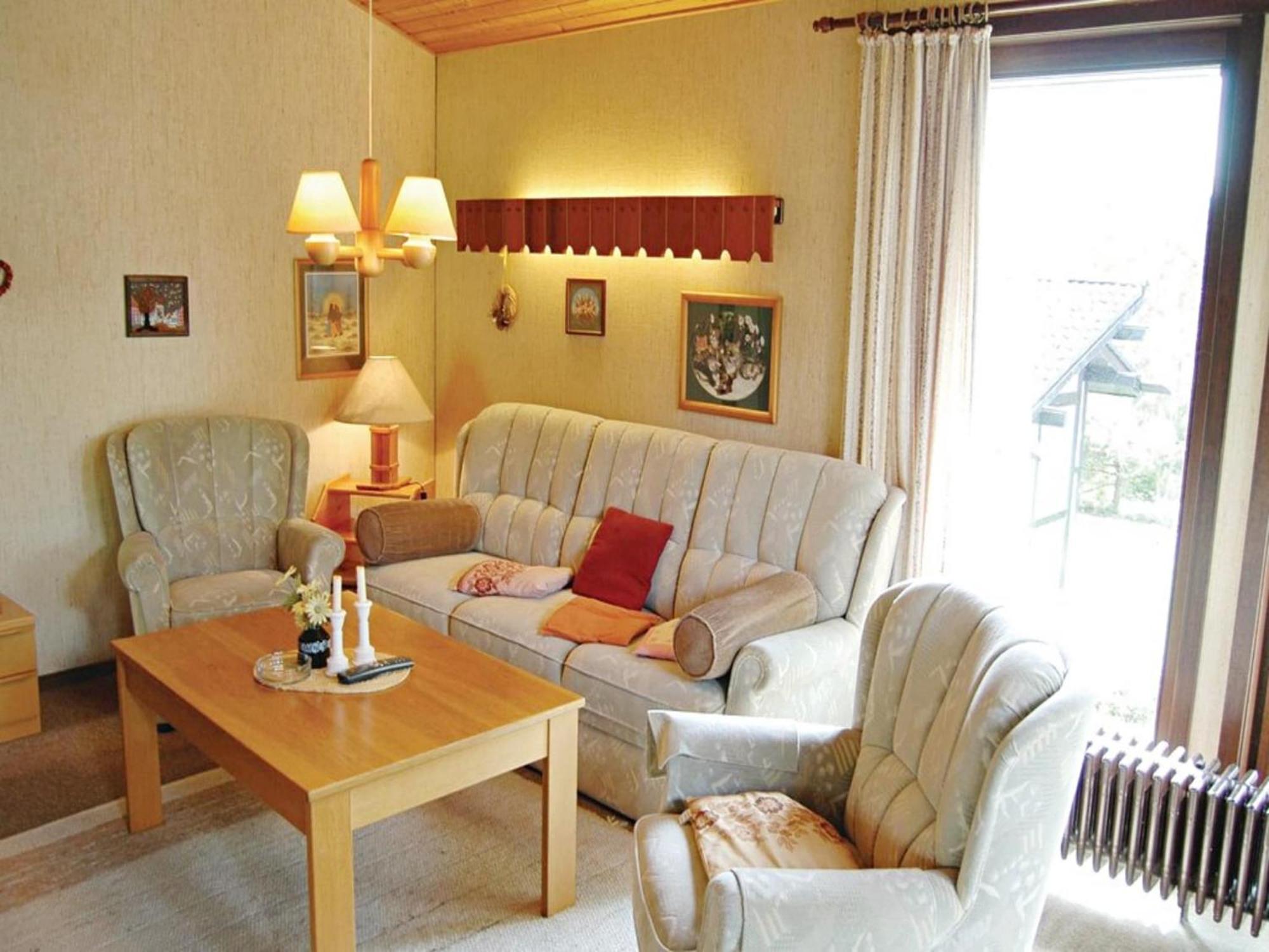Furnished Bungalow With Peaceful Neighbourhood Meschede Exterior photo